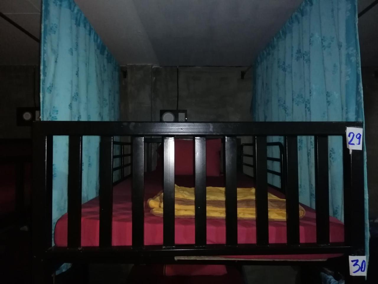 Neverland Dorm ピピ島 エクステリア 写真
