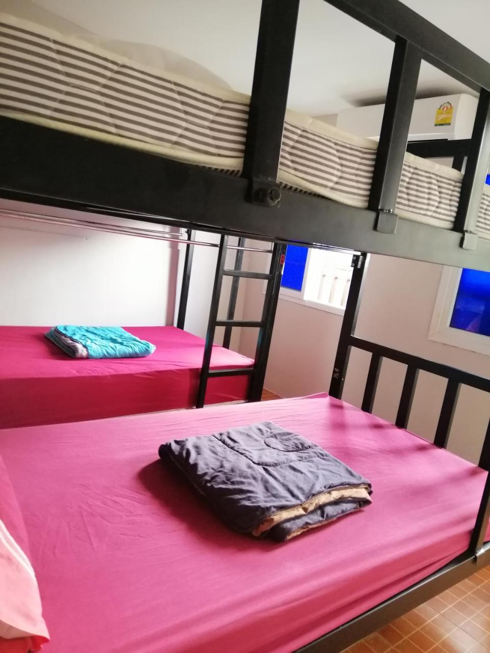Neverland Dorm ピピ島 エクステリア 写真